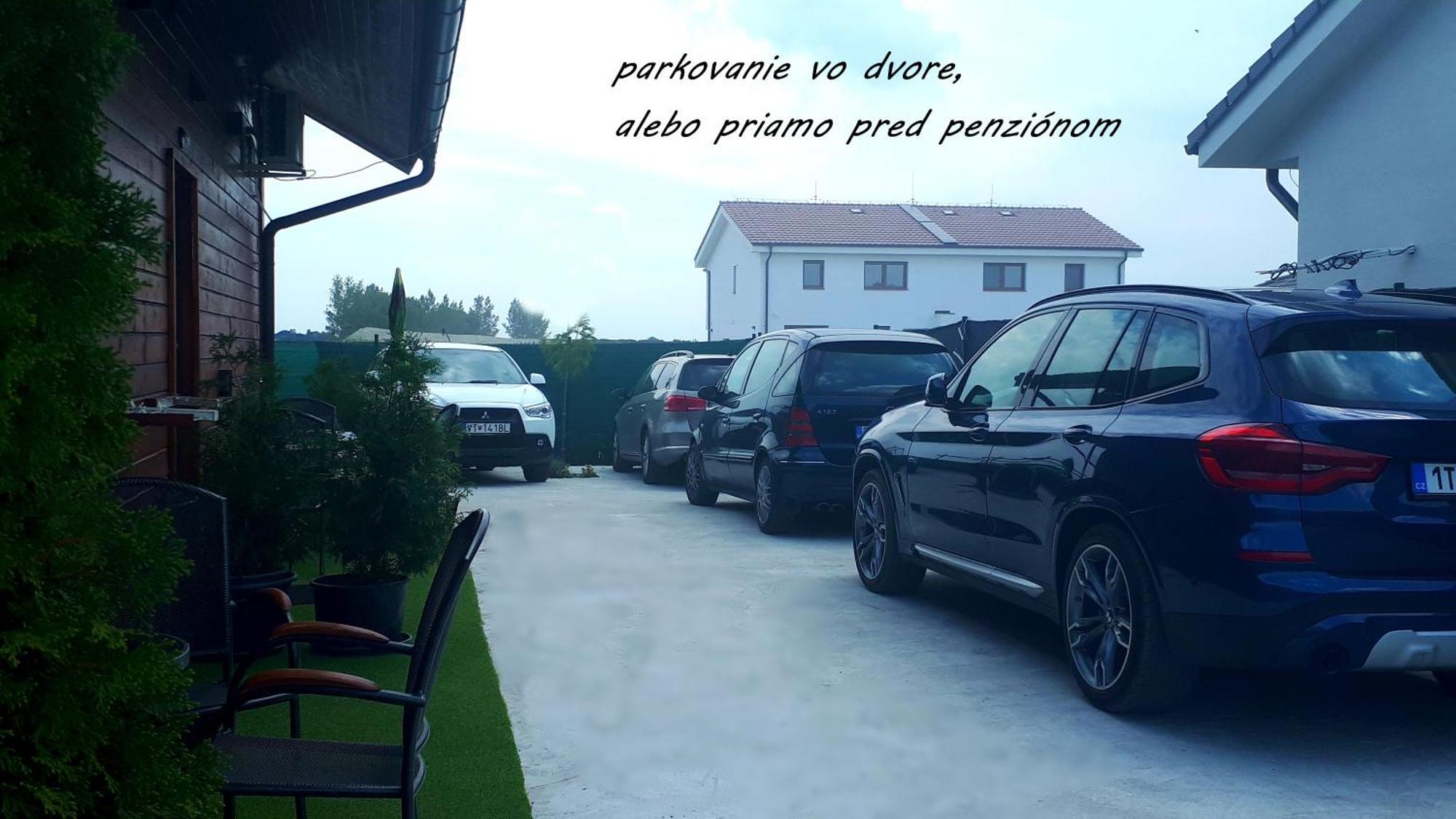 Penzion Florens, Nesvady Экстерьер фото